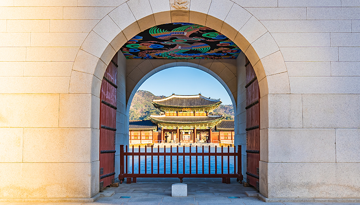Photo of the Gyeongbokgung Palace in Seoul, South Korea, by Lifeforstock on Freepik.com