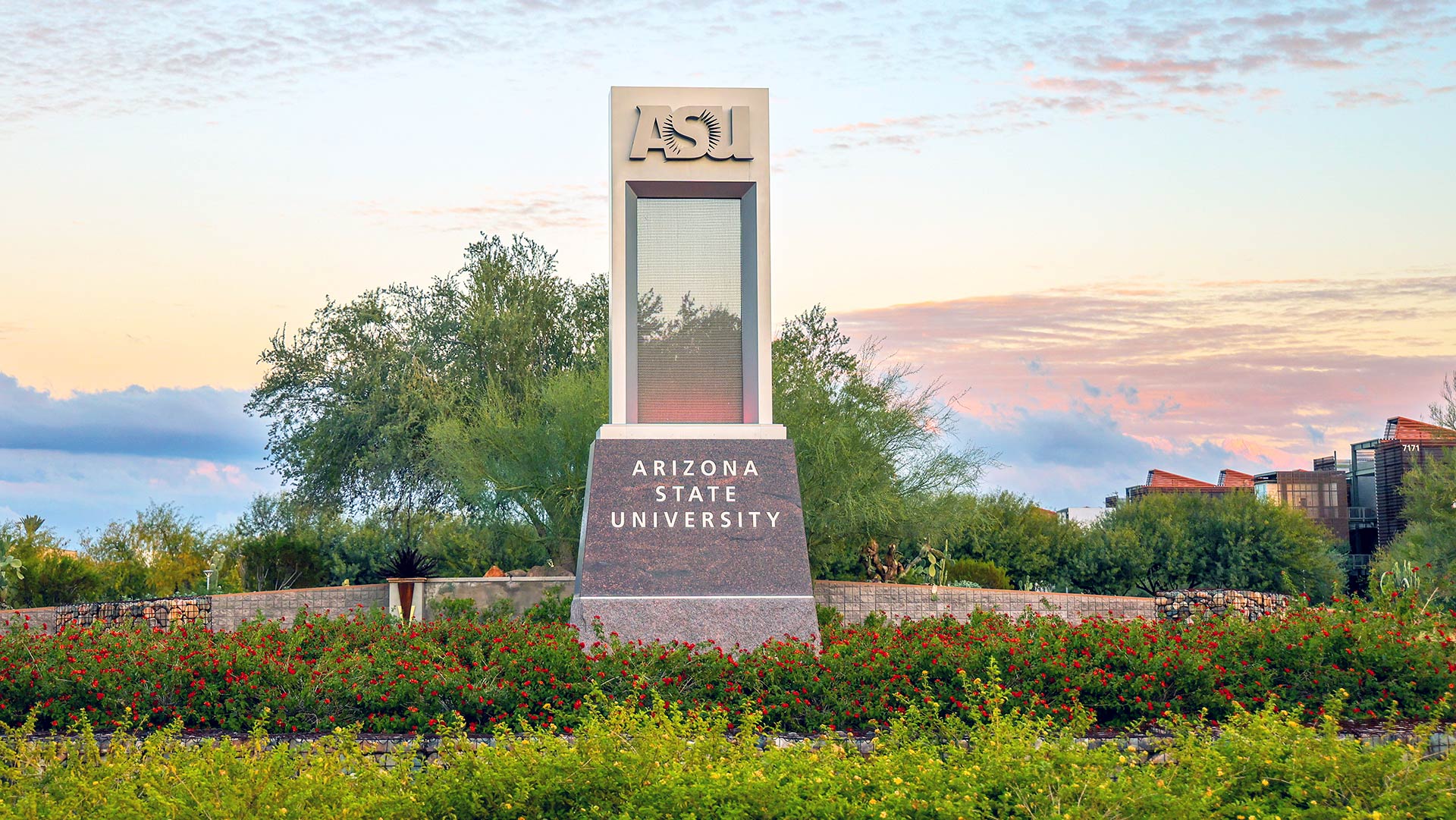 Entrance to Polytechnic campus